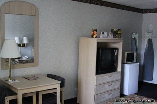 Express Maingate Hotel 2*