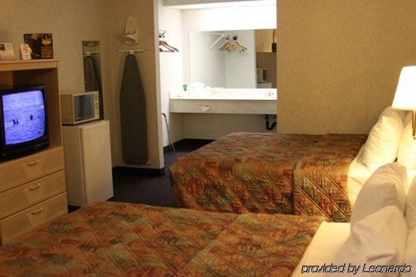 Hotel Express Maingate